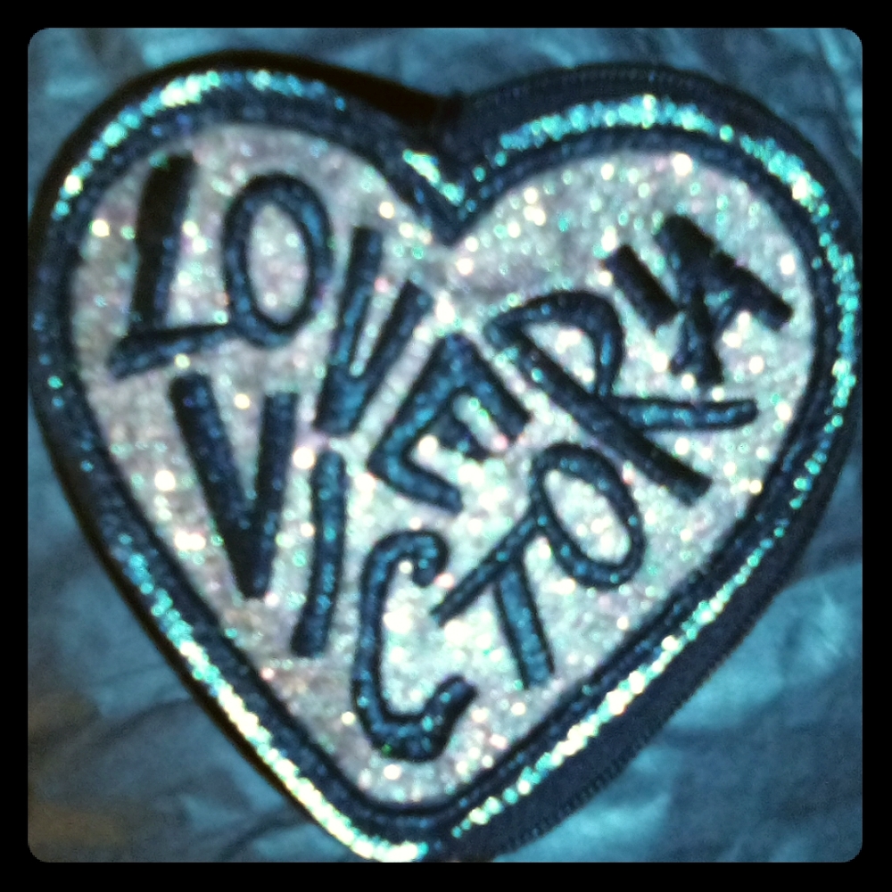 Rare heart shaped Victoria Secret Wallet, Super Cu